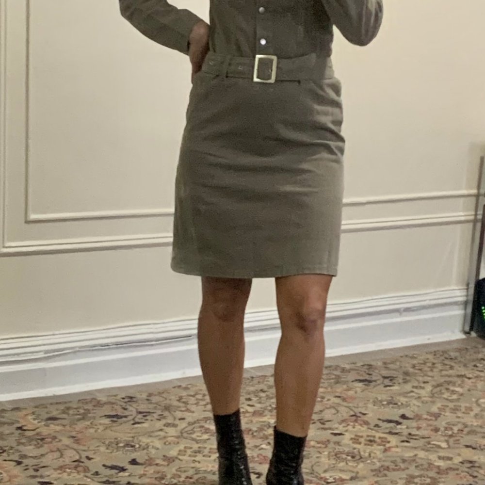 Agnes B rare 100% cotton khaki colored l/s dress--vive le proletariat!